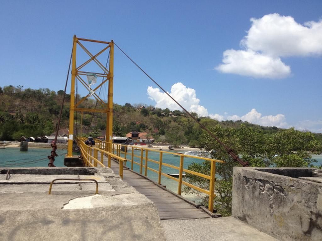 Naradas Mushroom Beach Lembongan Exteriör bild