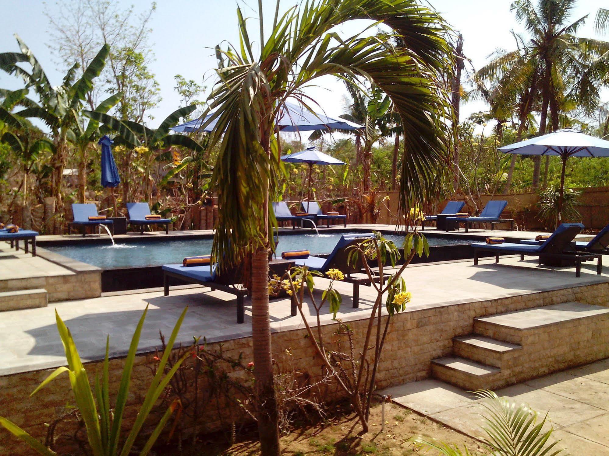 Naradas Mushroom Beach Lembongan Exteriör bild