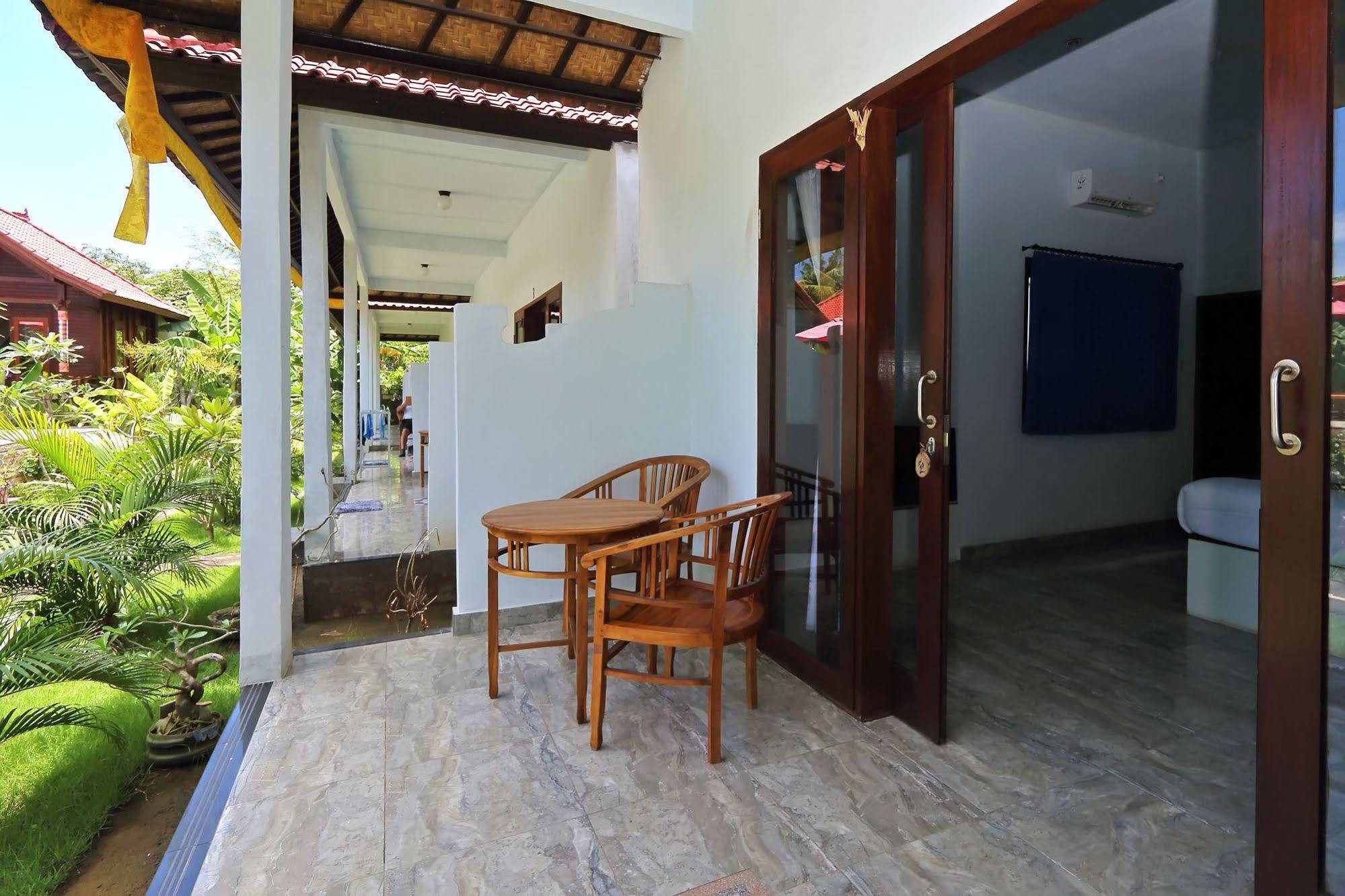 Naradas Mushroom Beach Lembongan Exteriör bild