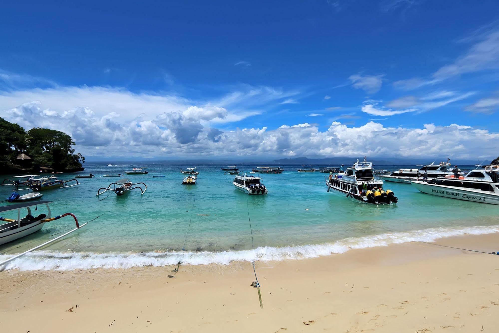 Naradas Mushroom Beach Lembongan Exteriör bild